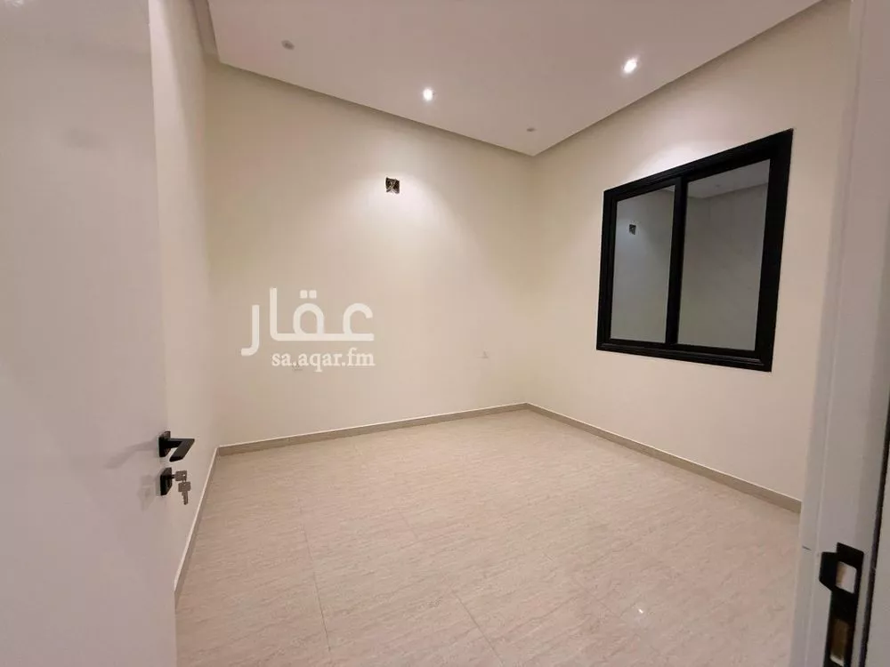 3 bedroom villa in Al Zahrah, Riyadh 14