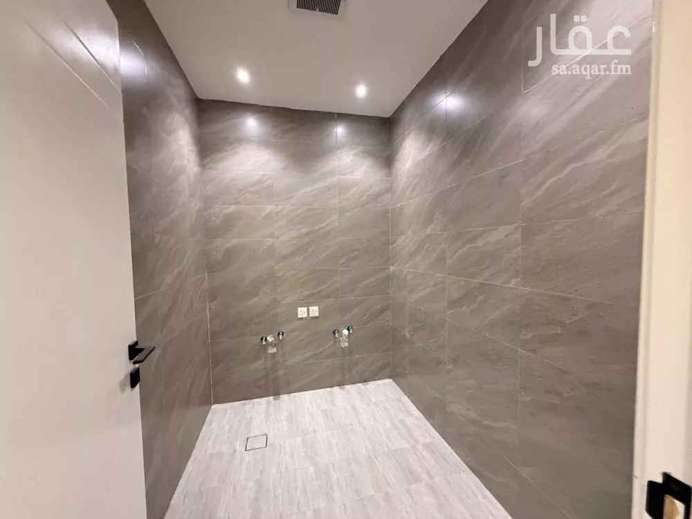 3 bedroom villa in Al Zahrah, Riyadh 7