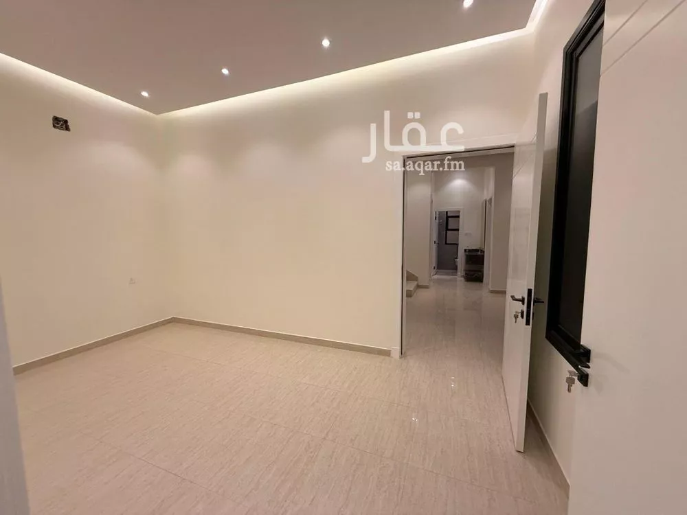 3 bedroom villa in Al Zahrah, Riyadh 10