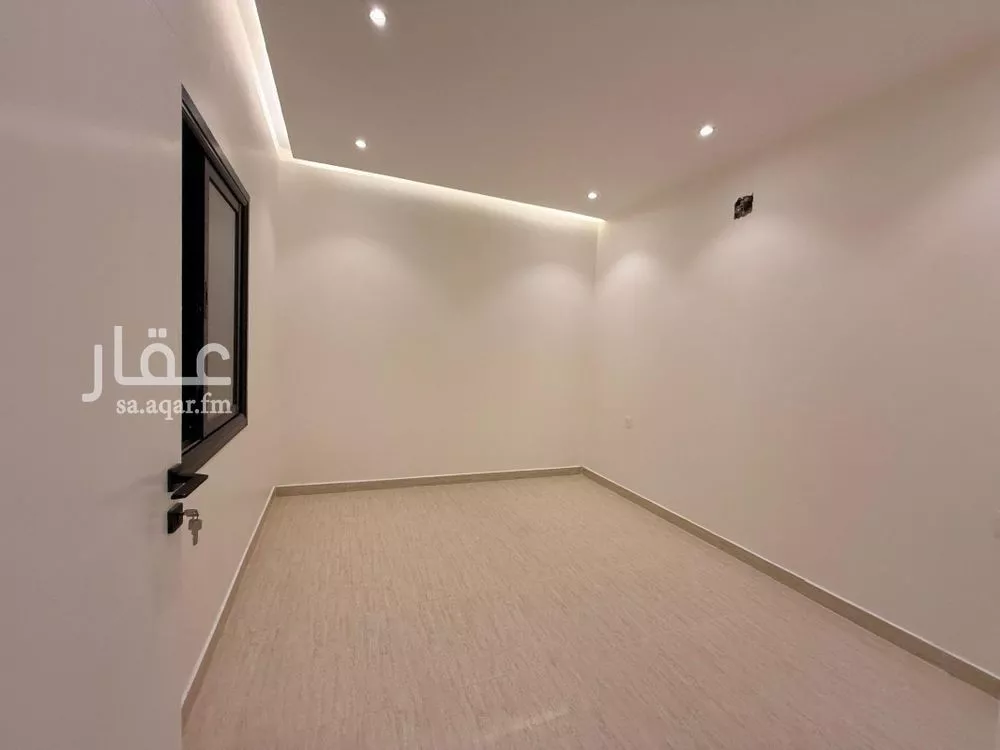 3 bedroom villa in Al Zahrah, Riyadh 15