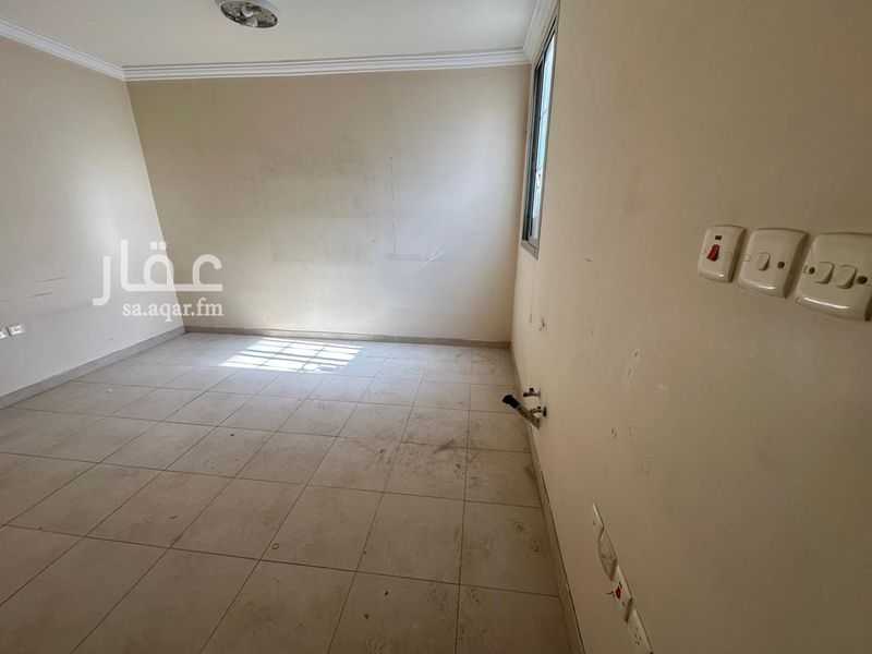 5 bedroom villa in Al Yasmin, Riyadh 18