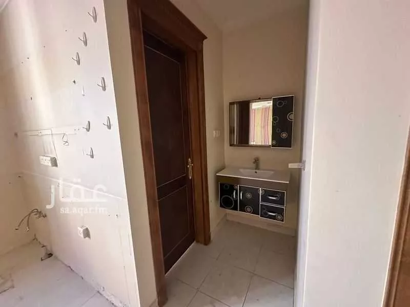 فيلا 5 غرف في الياسمين 17