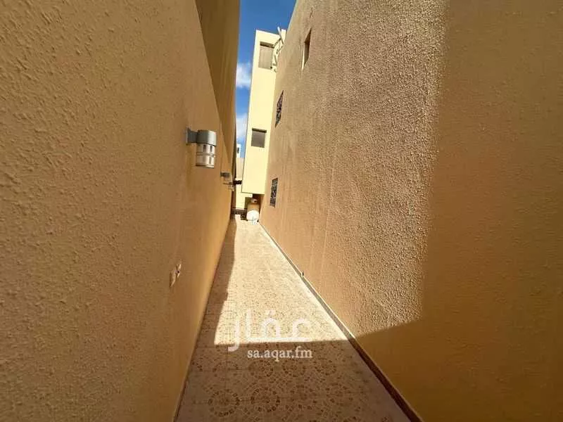 فيلا 5 غرف في الياسمين 28