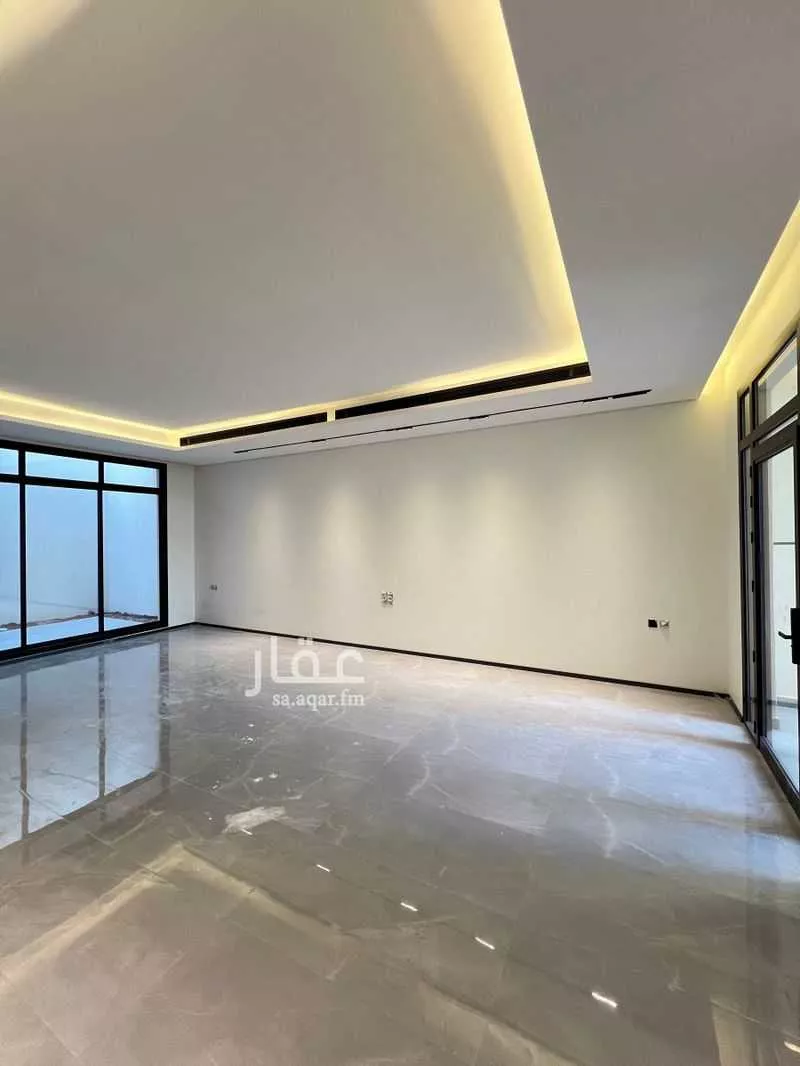 4 bedroom villa in Al Aridh 3