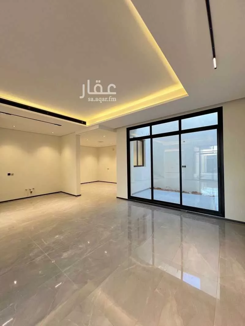 4 bedroom villa in Al Aridh 6