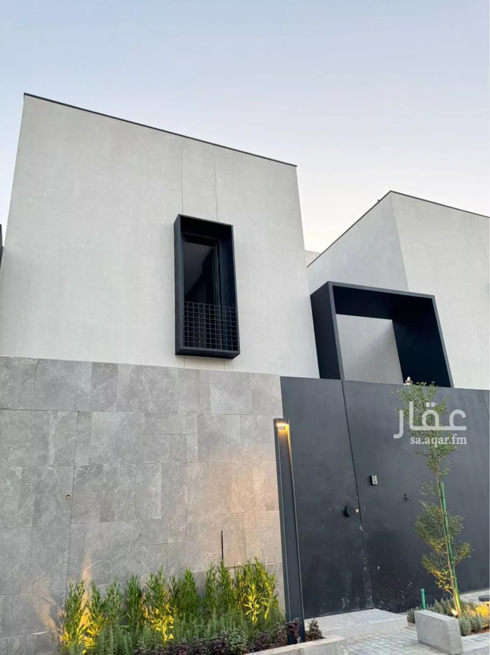 4 bedroom villa in Al Aridh 12