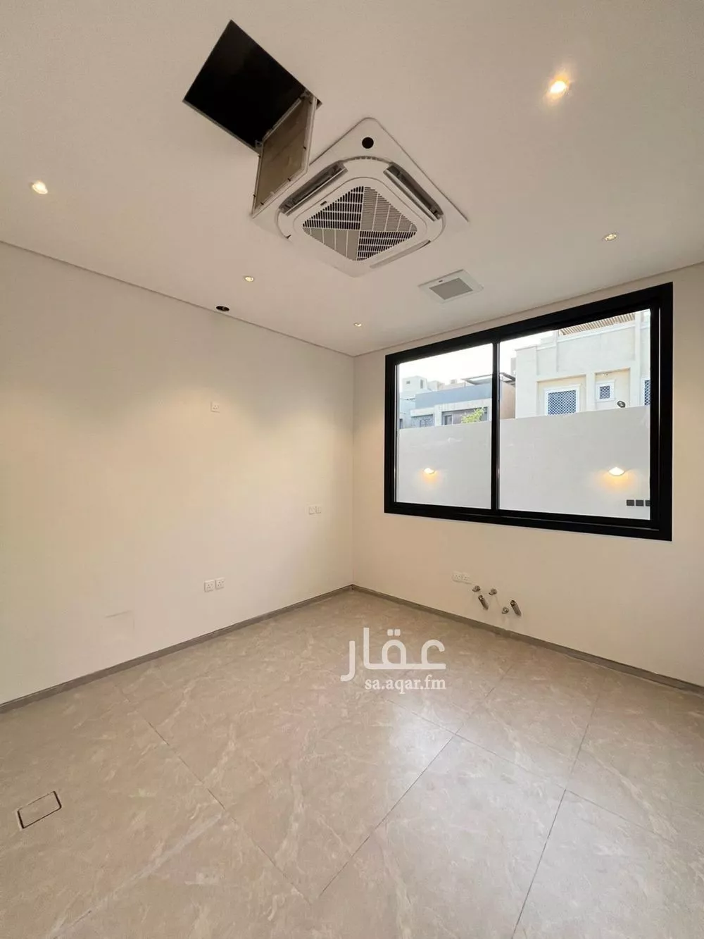 4 bedroom villa in Al Aridh 8