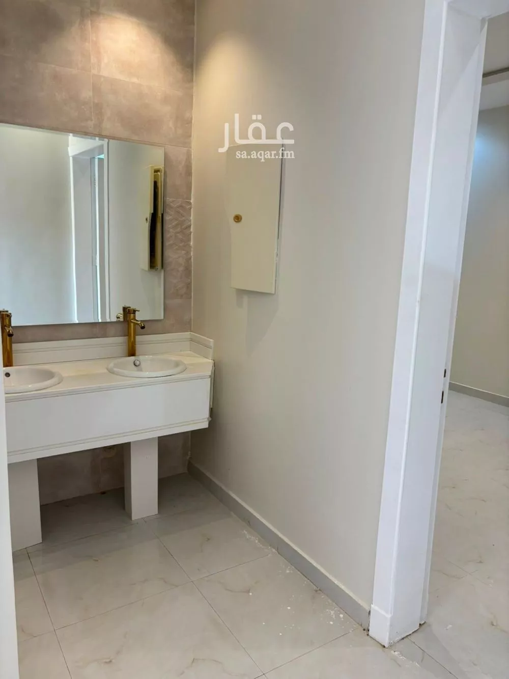 4 bedroom villa in Al Munsiyah, Riyadh 5