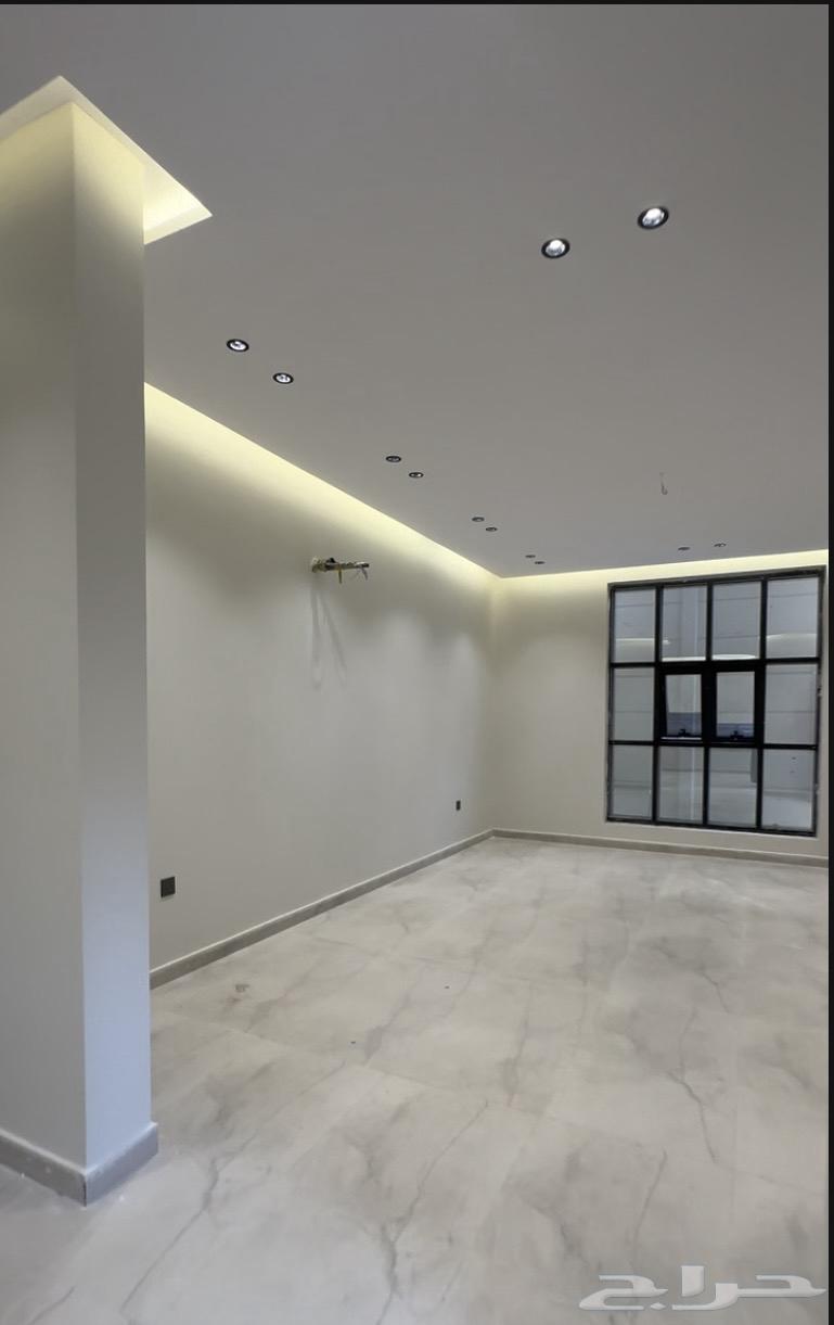 فيلا 9 غرف في ولي العهد 4
