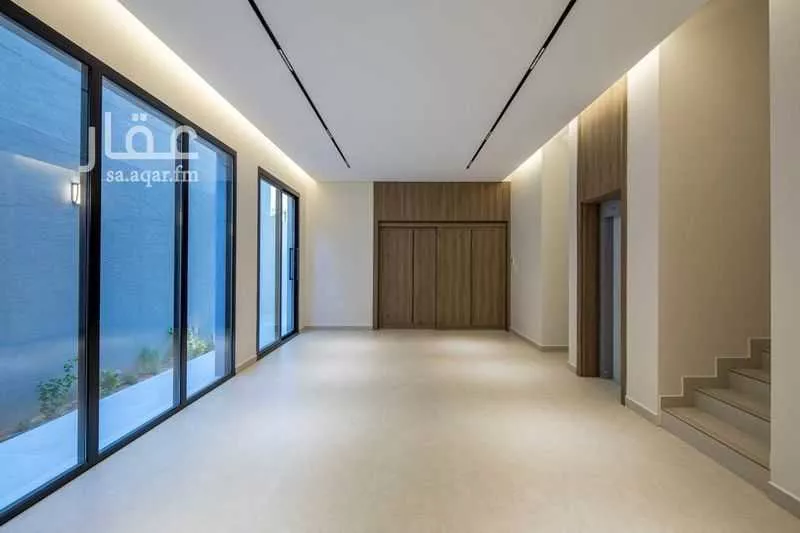 5 bedroom villa in Al Aridh 4