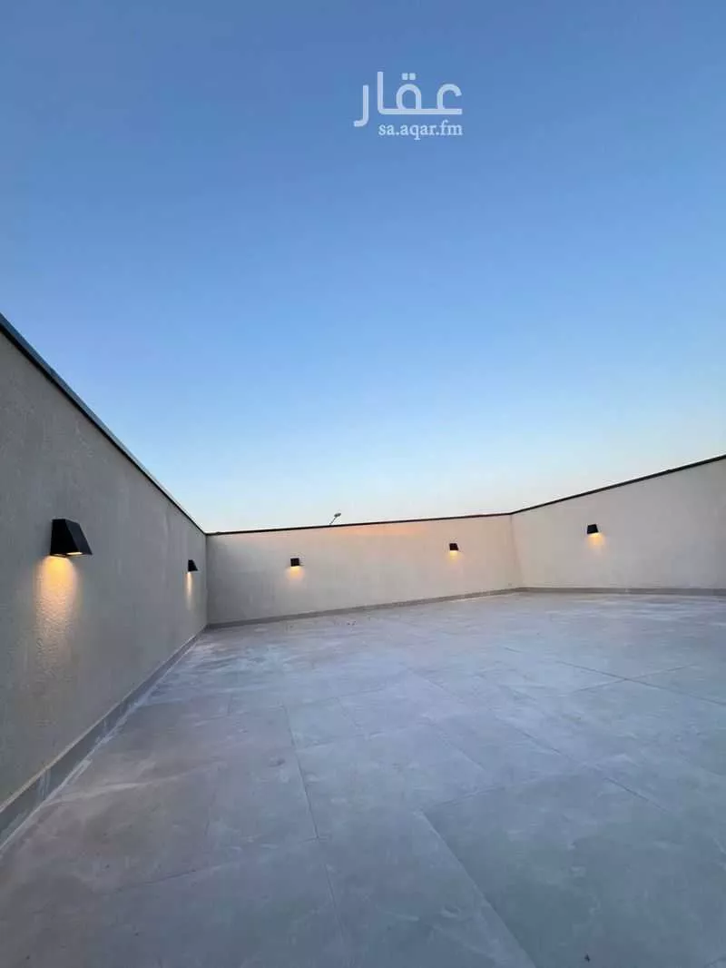 4 bedroom villa in Al Aridh 11
