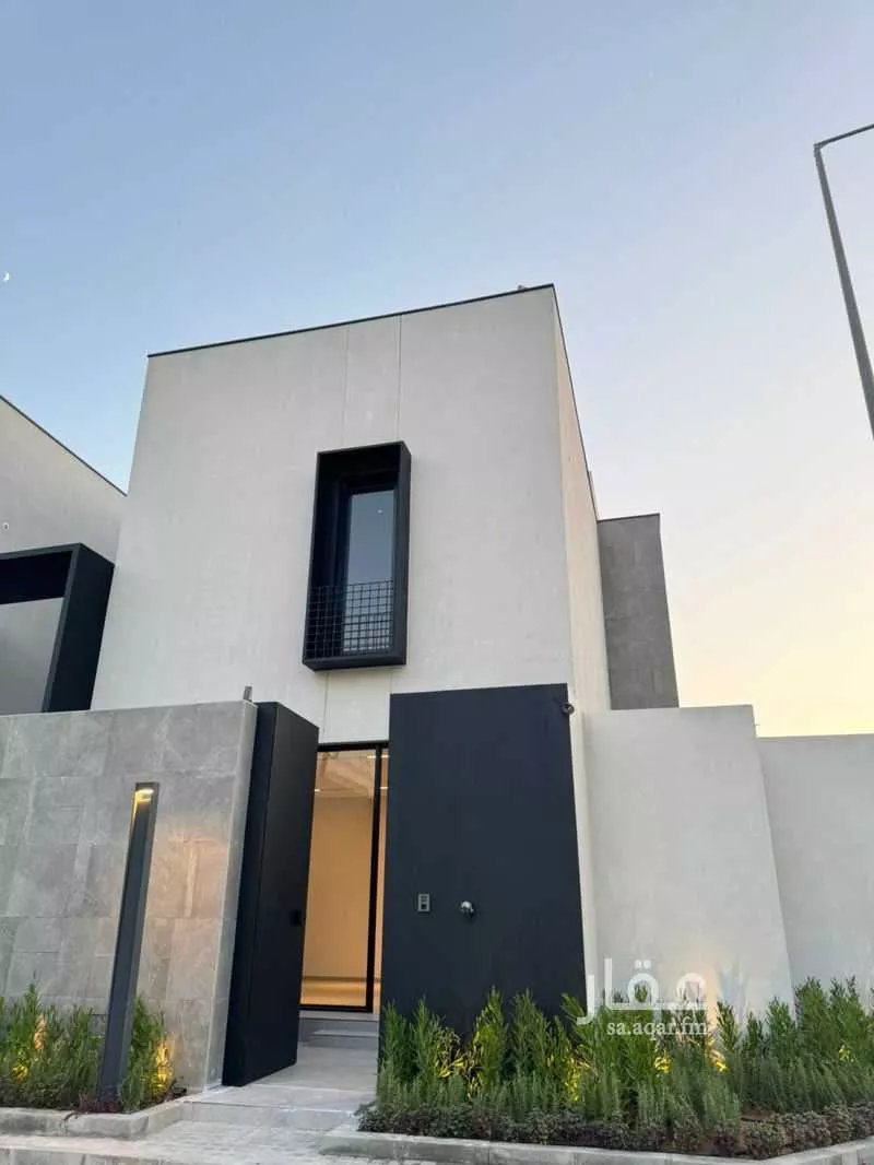 4 bedroom villa in Al Aridh 13
