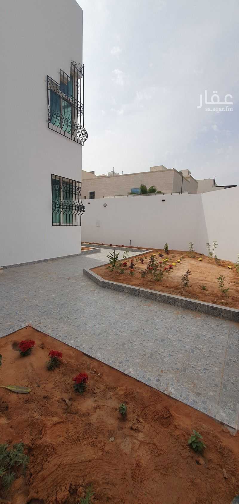 5 bedroom villa in Al Fayha, Riyadh 23