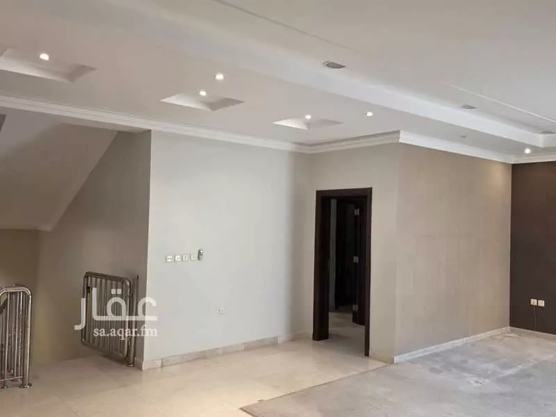 فيلا 5 غرف في الوادي 27