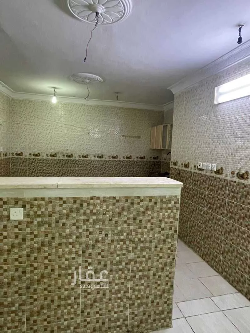 شقة 3 غرف في بطحاء قريش 4