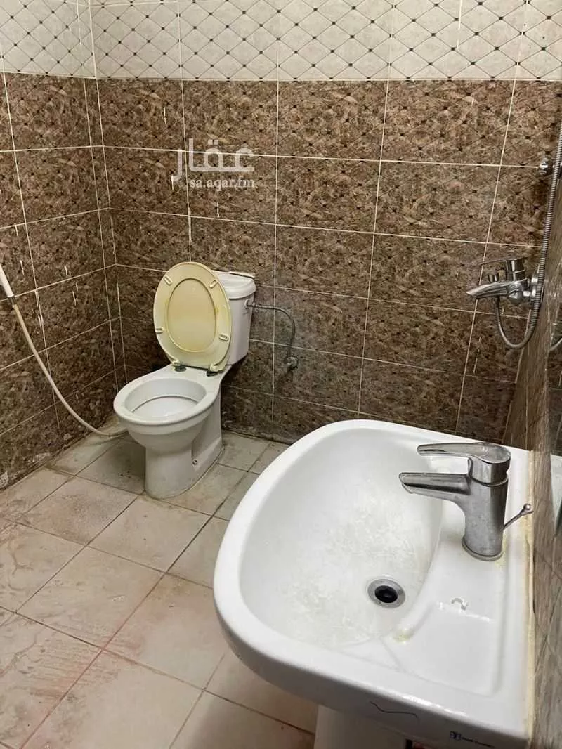 شقة 3 غرف في بطحاء قريش 6