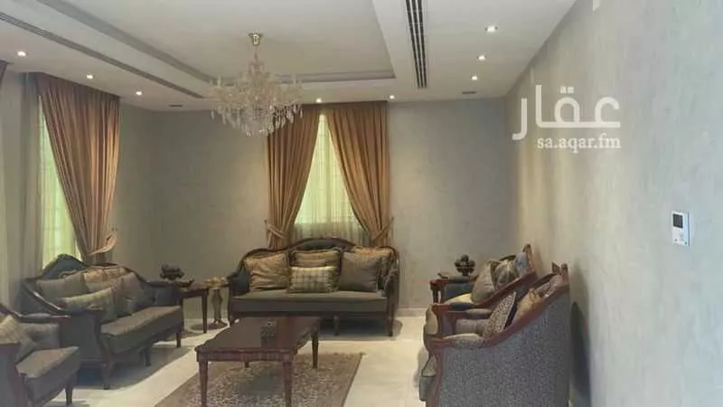 8 bedroom villa in Al Mansurah 4