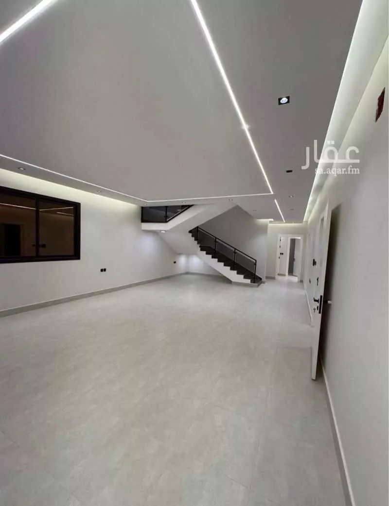 5 bedroom villa in Al Yarmouk 2
