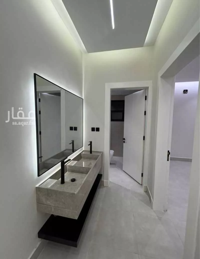 5 bedroom villa in Al Yarmouk 5