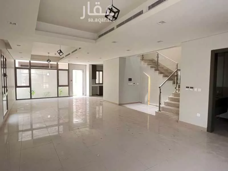 5 bedroom villa in Al Munsiyah 4