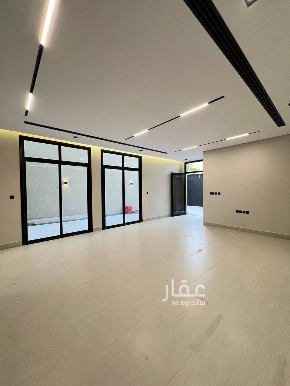 5 bedroom villa in Al Narjis 3