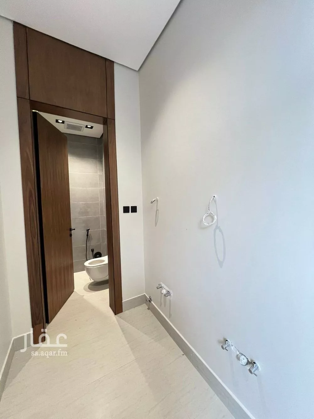 5 bedroom villa in Al Narjis 4