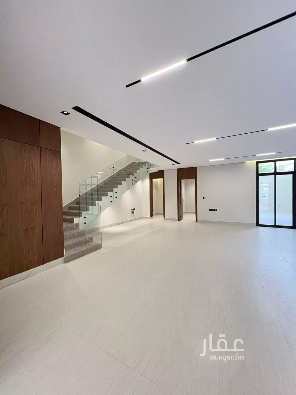 5 bedroom villa in Al Narjis 5
