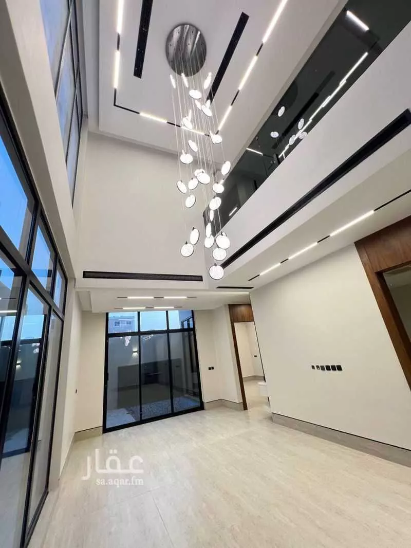5 bedroom villa in Al Aridh 2