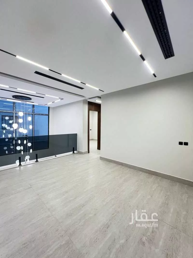 5 bedroom villa in Al Aridh 8