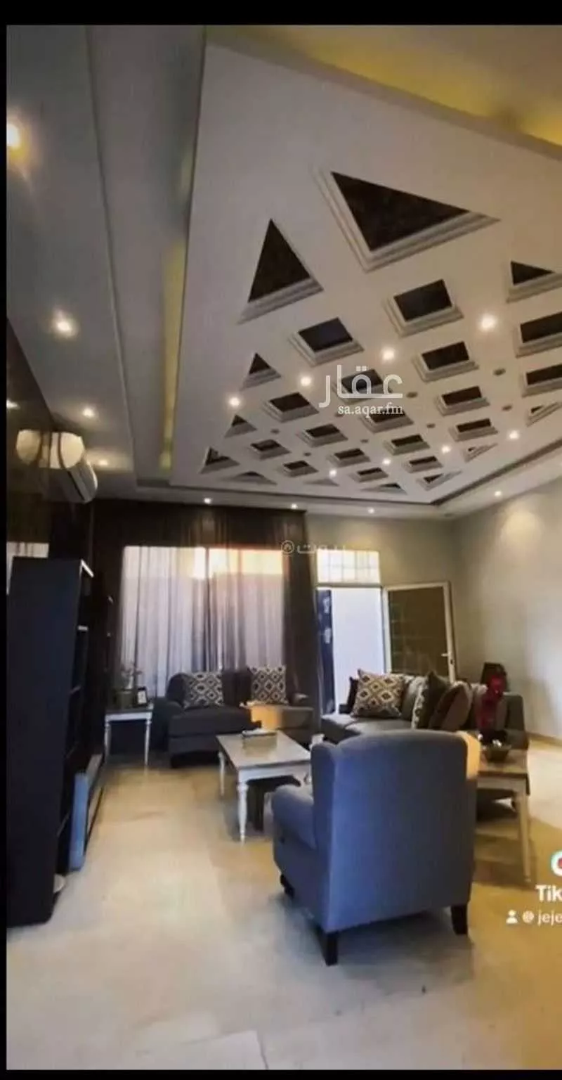 فيلا 5 غرف في الملقا 7