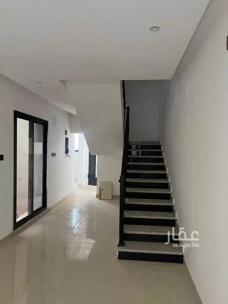 4 bedroom villa in Dhahrat Laban, Riyadh 6