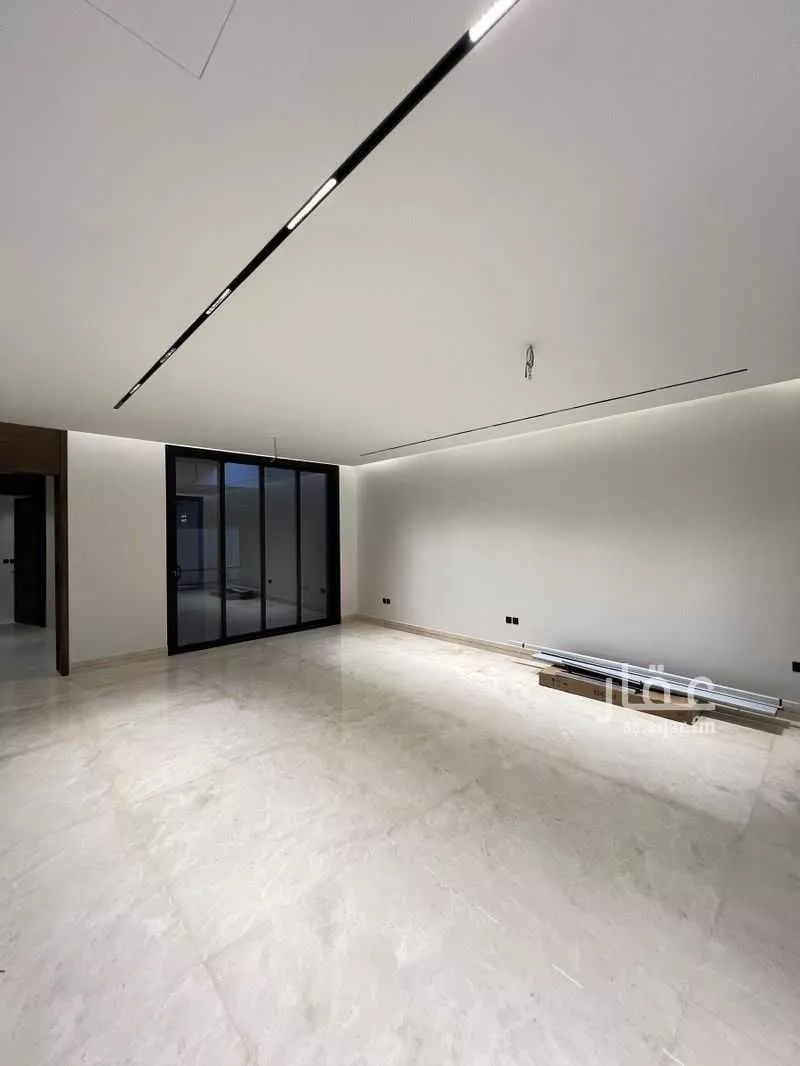 5 bedroom villa in Al Aridh 4