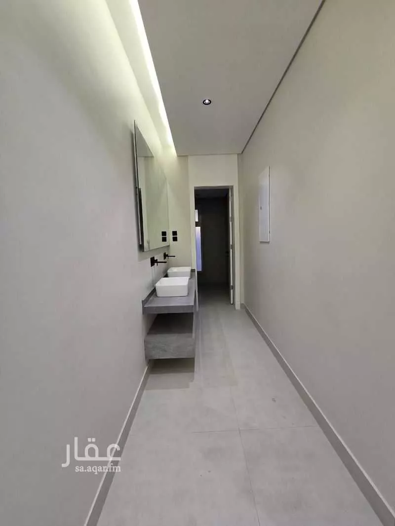 10 bedroom villa in Al Aridh 5