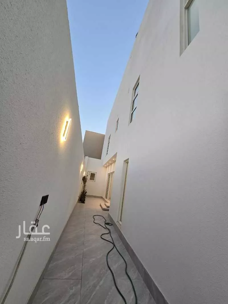 10 bedroom villa in Al Aridh 6