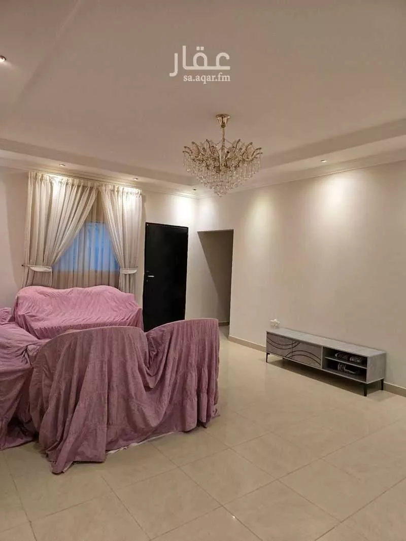 5 bedroom villa in Al Rabie 7