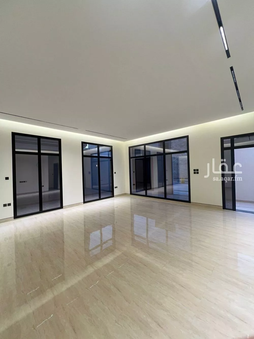 5 bedroom villa in Al Narjis 2