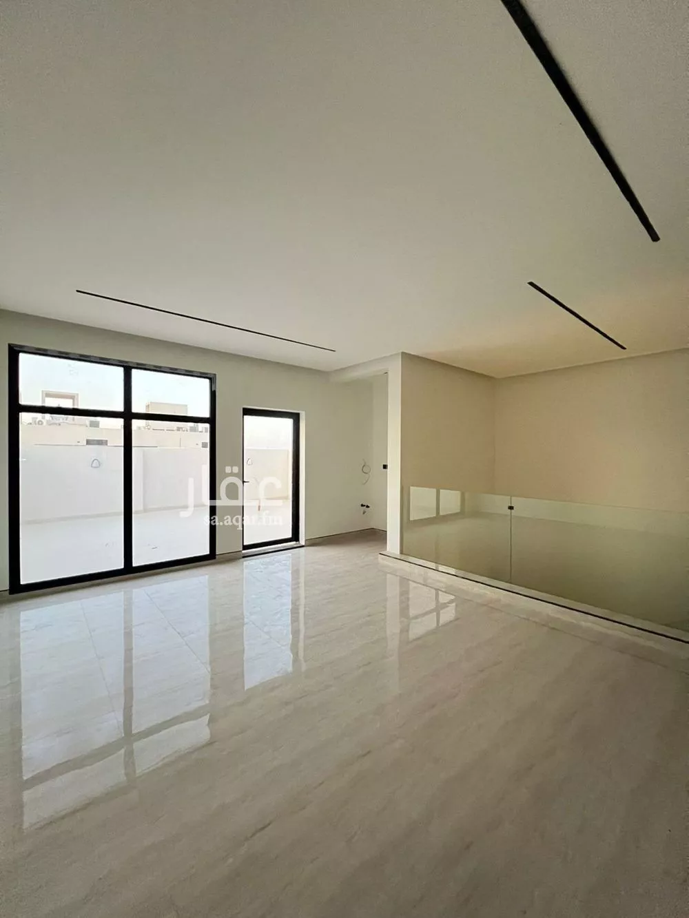 5 bedroom villa in Al Narjis 8