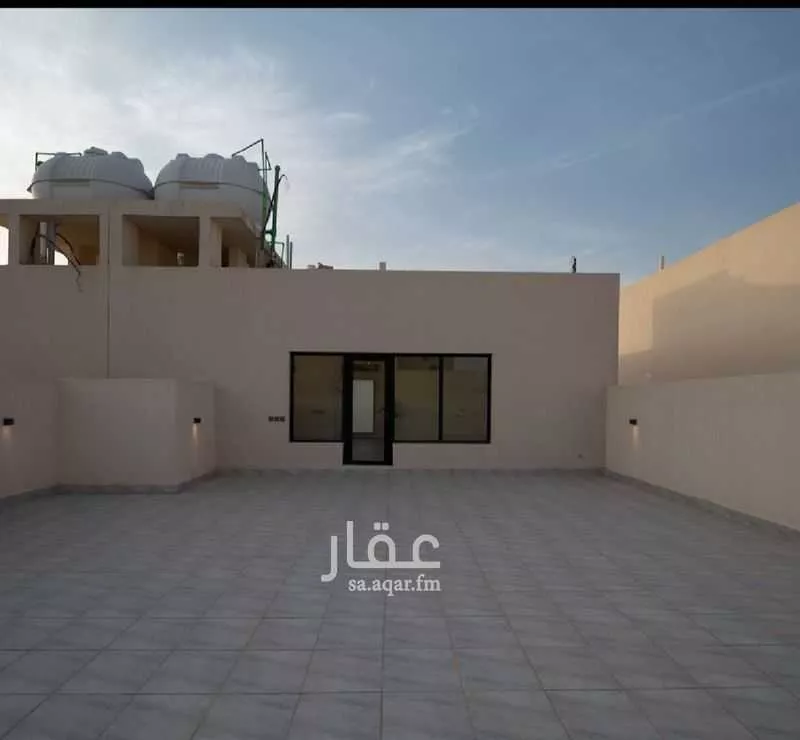 4 bedroom villa in Irqah 9