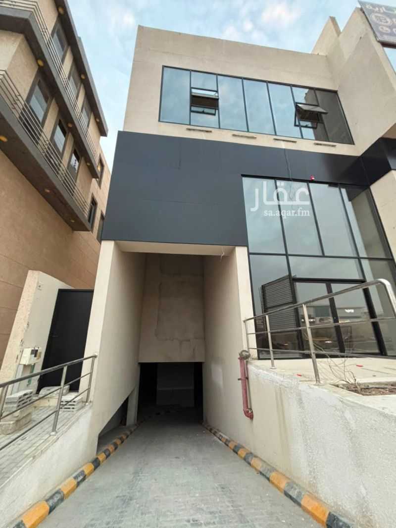 32 bedroom building in Al Malqa, Riyadh 2