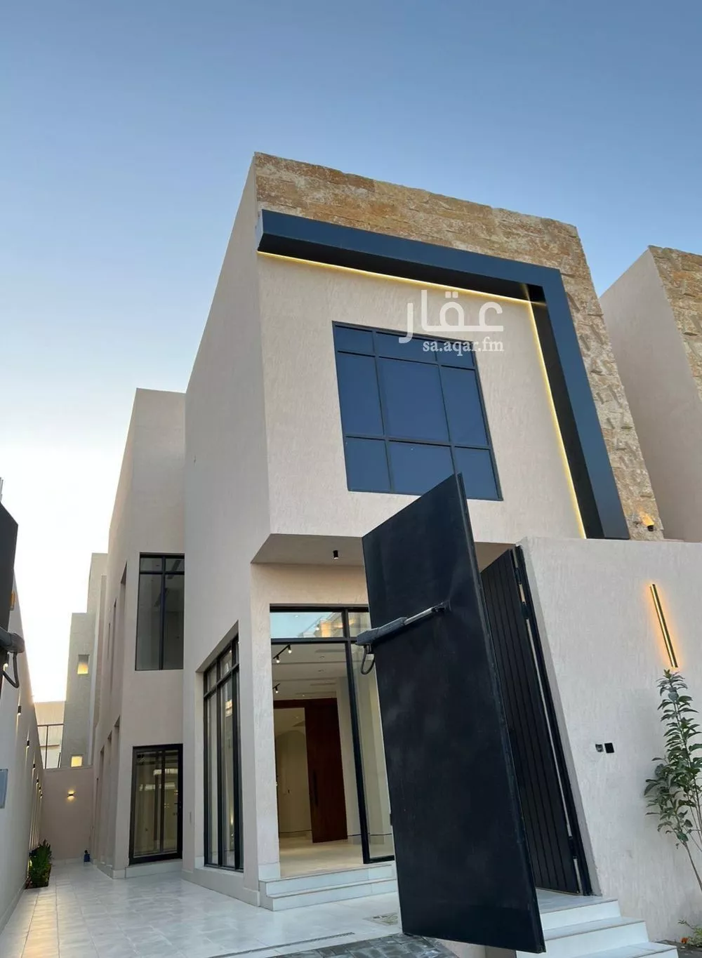 فيلا 5 غرف في النرجس 13