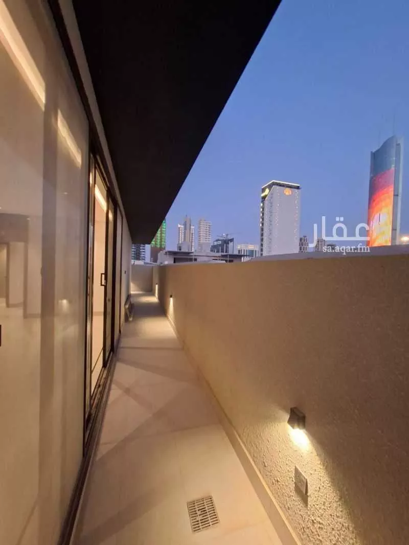 5 bedroom villa in Al Malqa 16