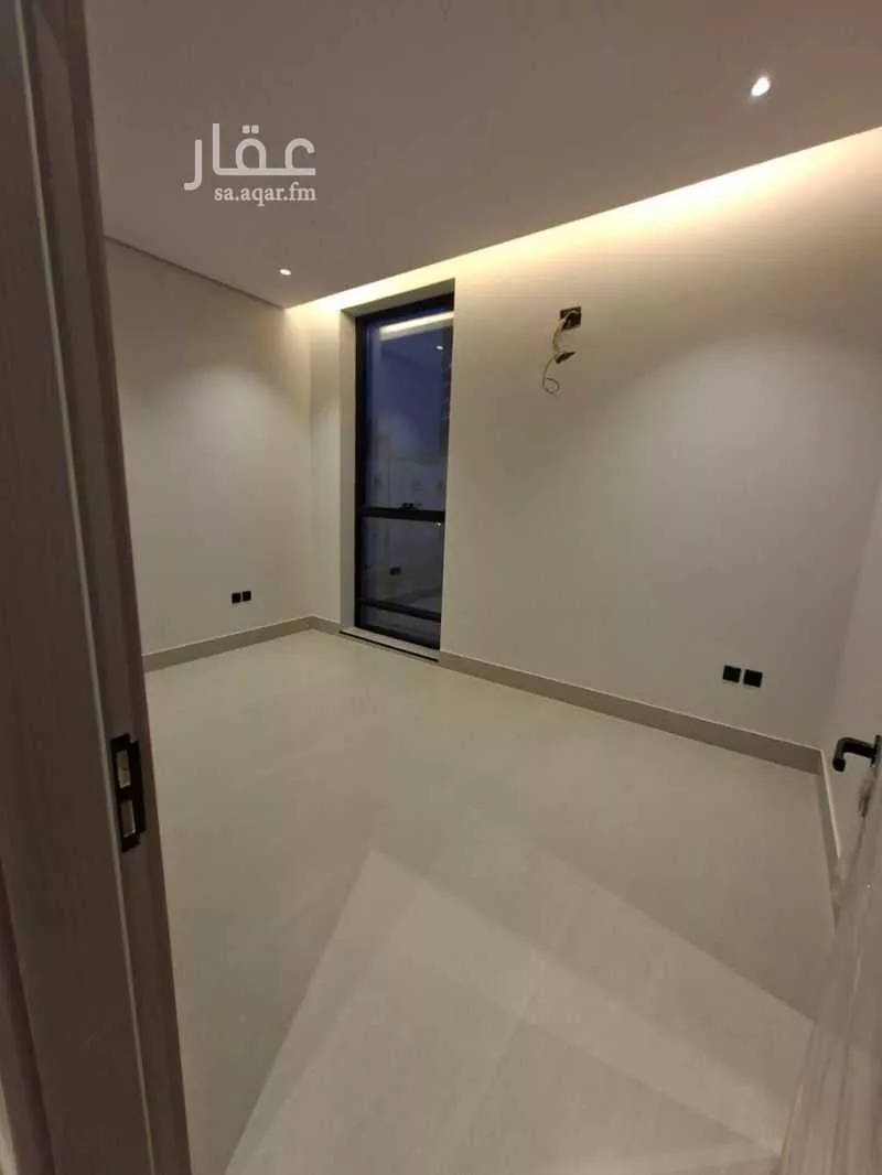 5 bedroom villa in Al Malqa 19