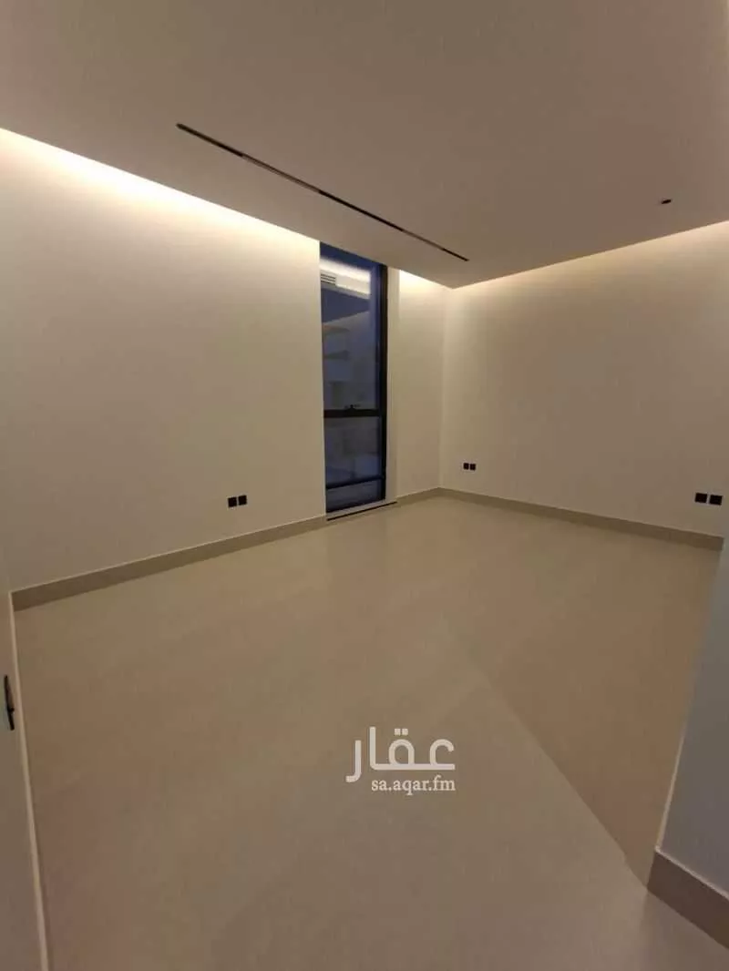 5 bedroom villa in Al Malqa 22