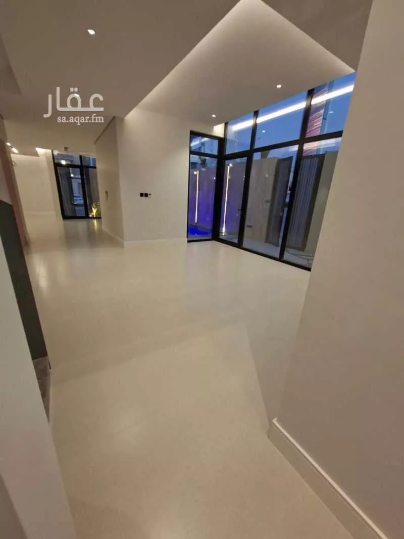 5 bedroom villa in Al Malqa 23