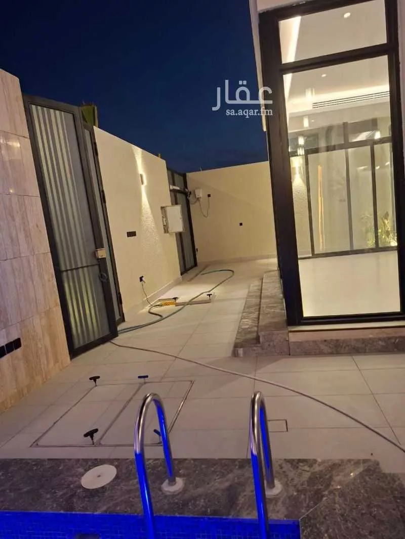 5 bedroom villa in Al Malqa 24