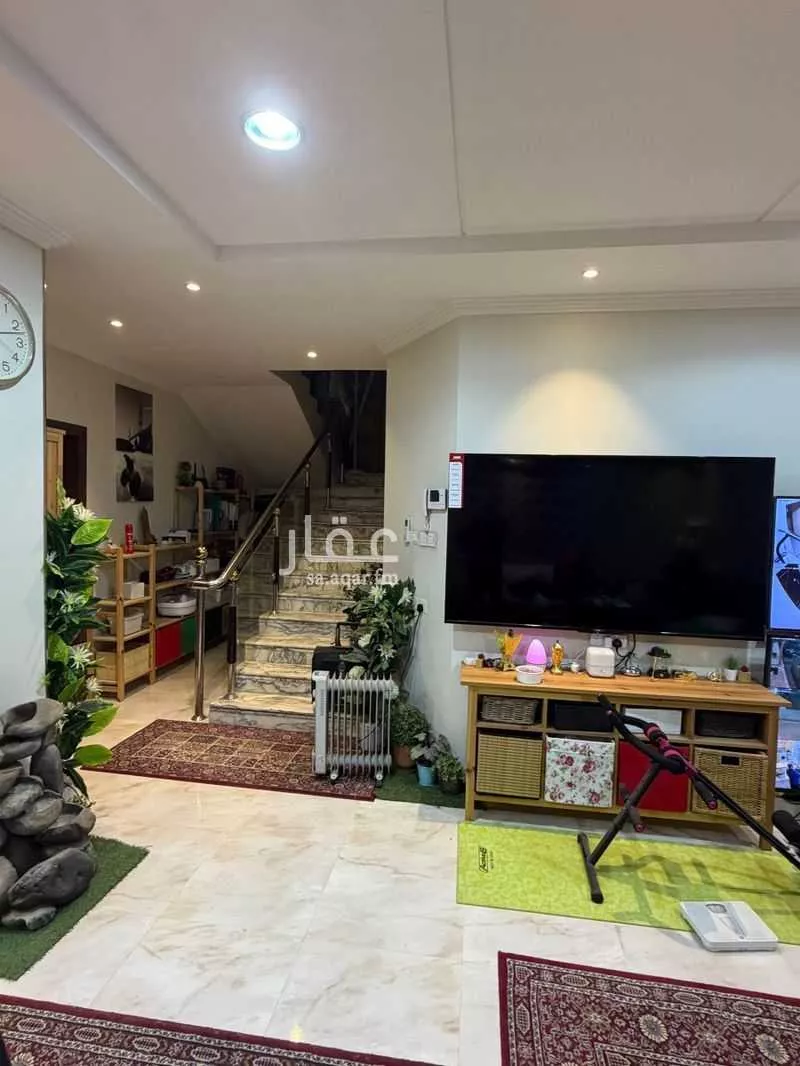 10 bedroom apartment in Al Narjis 2