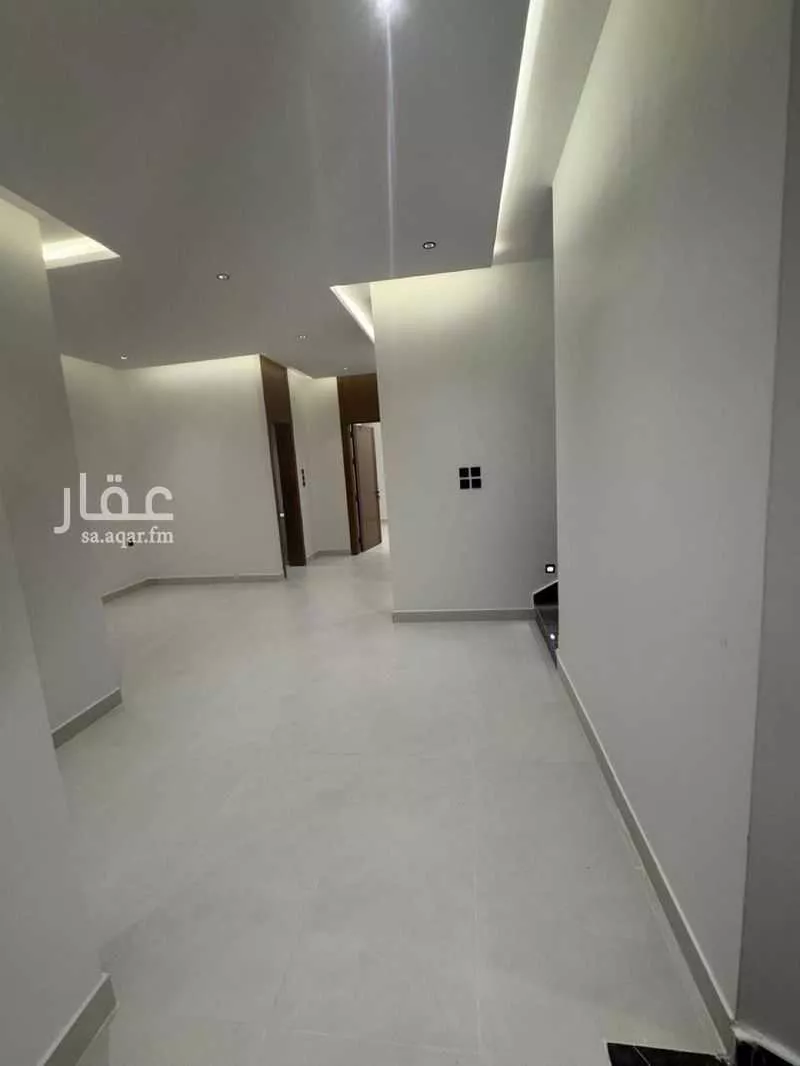 فيلا 6 غرف في الفاروق 18