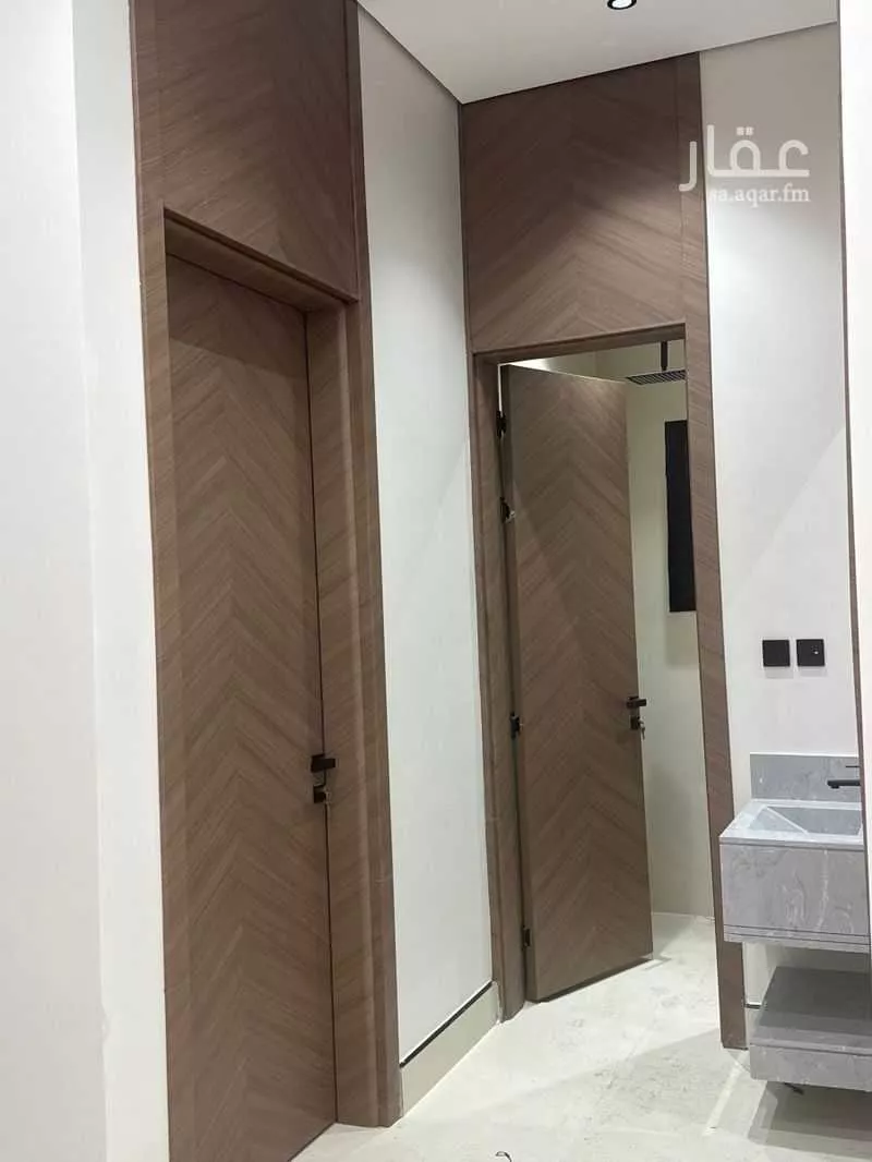 فيلا 5 غرف في طويق 7