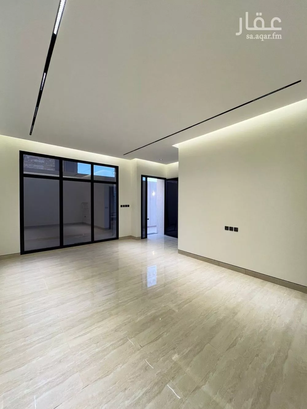 5 bedroom villa in Al Narjis 2