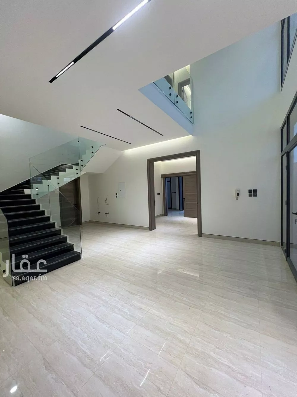 5 bedroom villa in Al Narjis 10